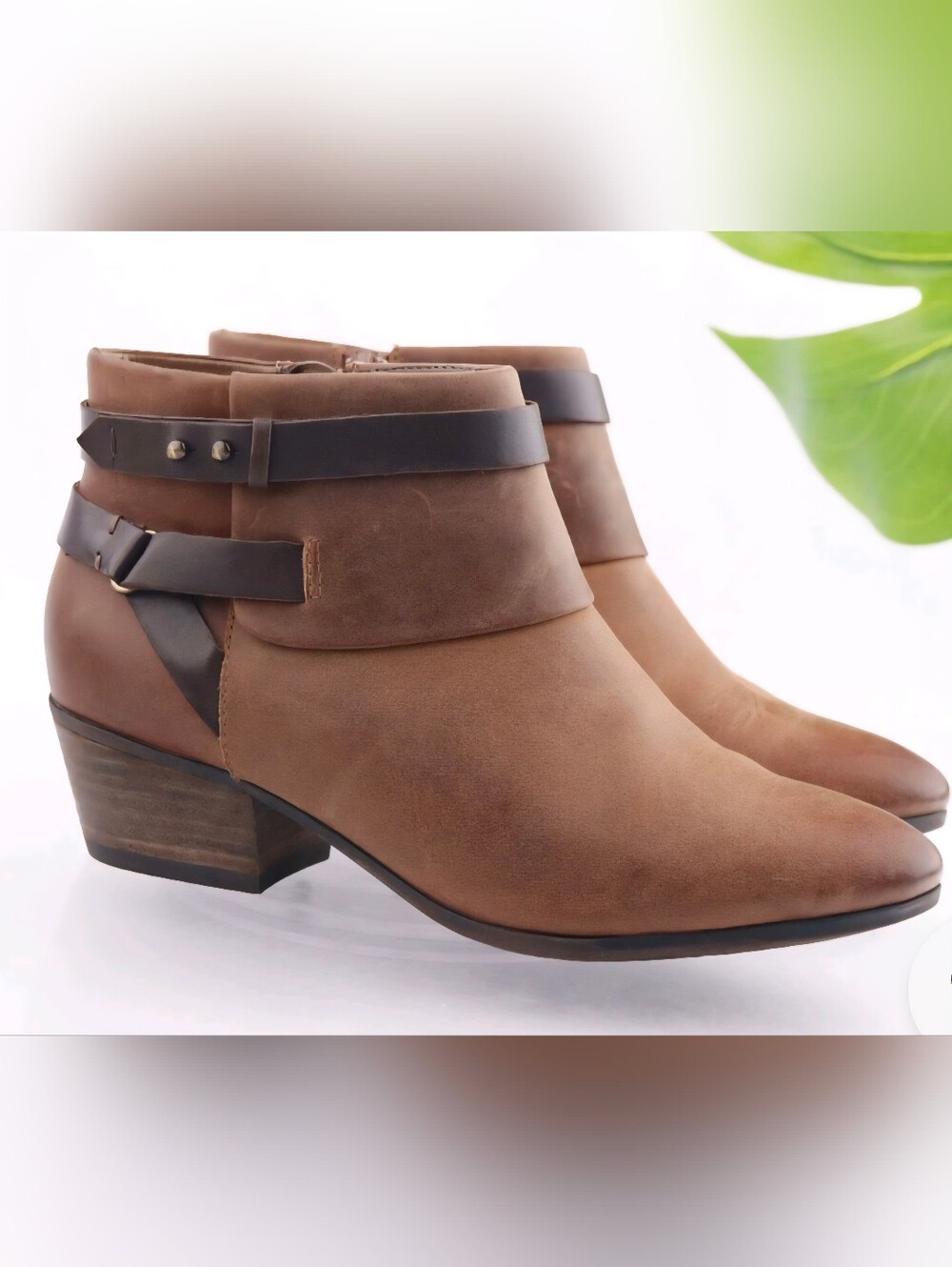 Clarks Women's Spye Comet Boots Size 8.5 Block Heel Bootie Brown Leather Western